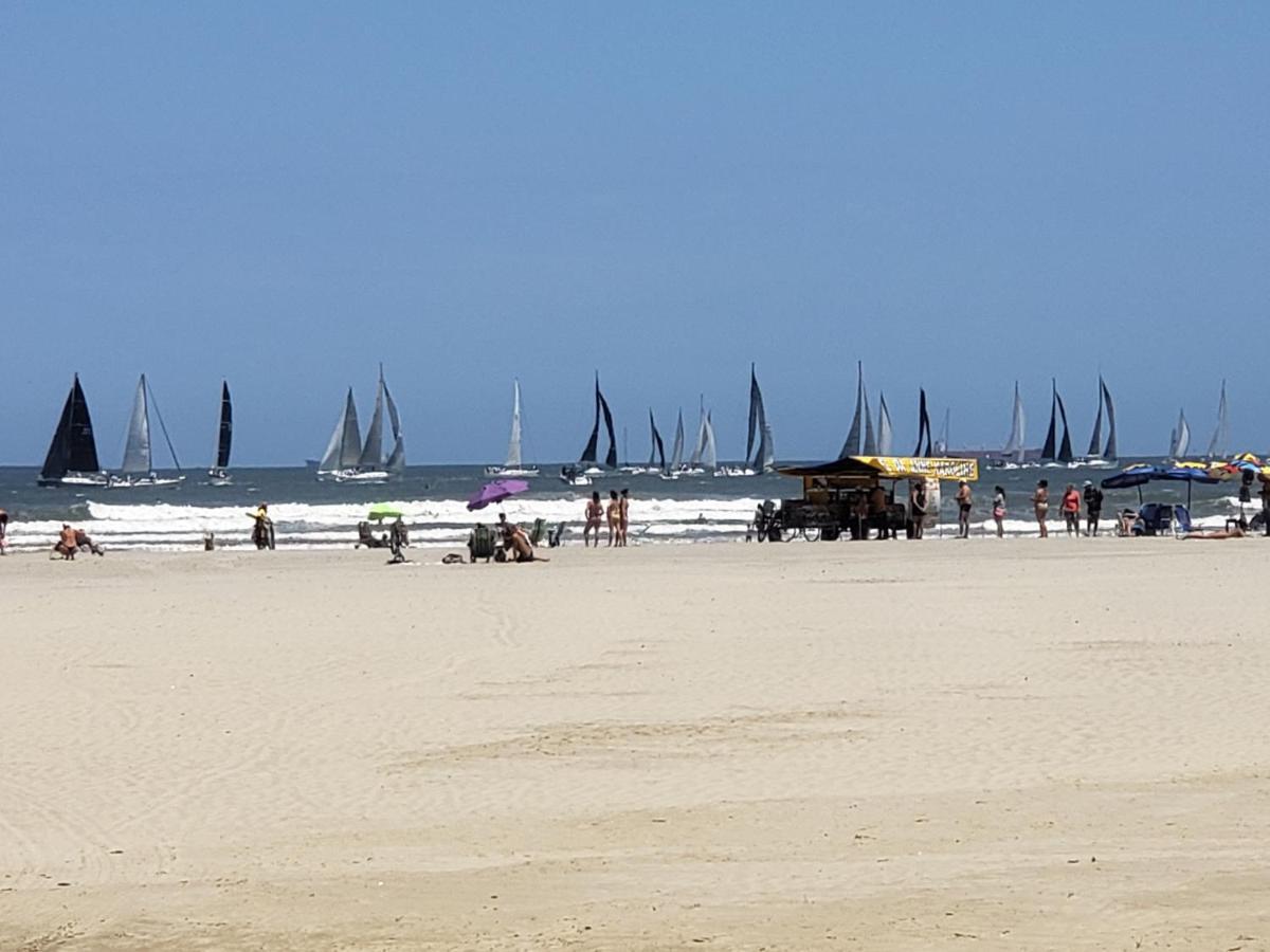 Apto Gonzaga Frente Ao Mar Wi-Fi Santos  Zewnętrze zdjęcie